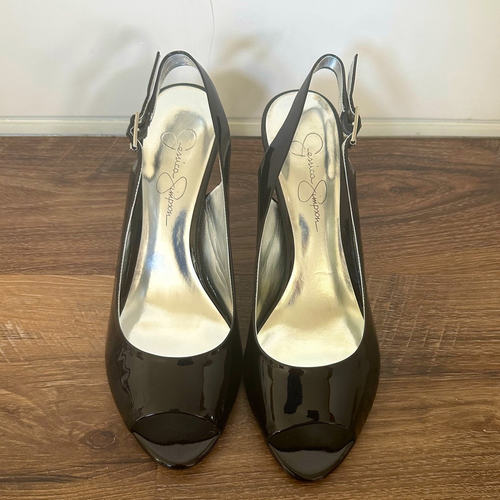 NWT- Jessica Simpson black patent maryjane stilettos 8M
